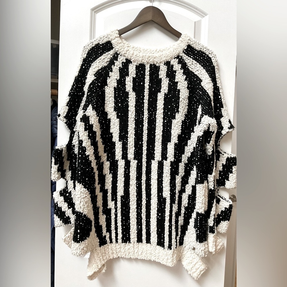 Burryco. Zebra Print Cut Out Sweater